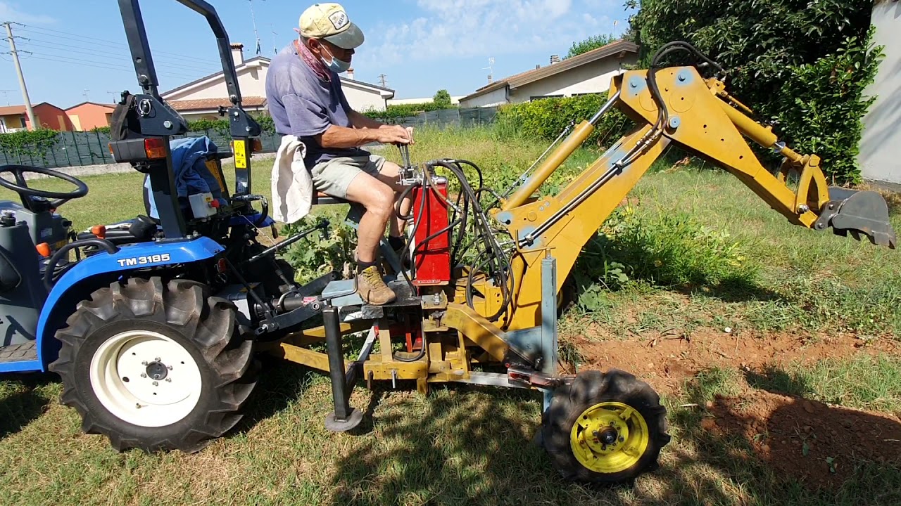Prima prova retroescavatore autocostruito