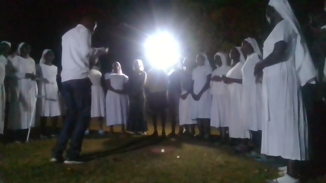 Ngulu God's last Appeal church at fineral of gratte Dickones