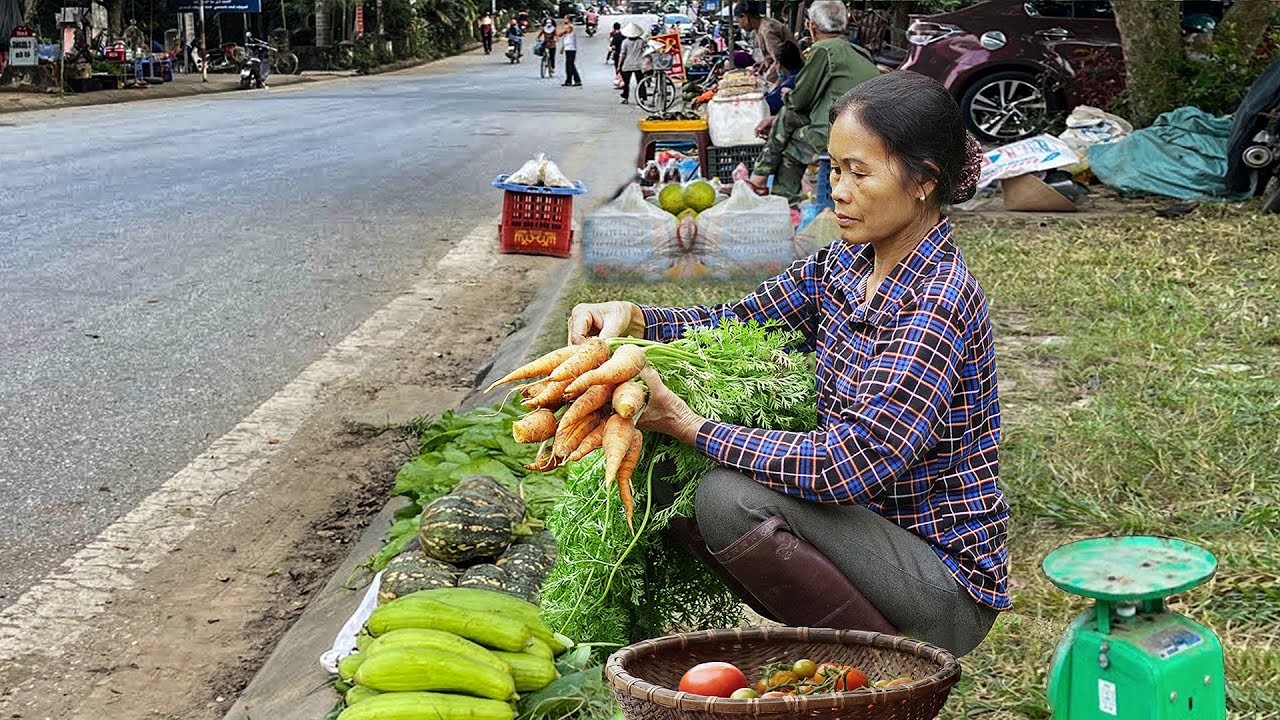 365 days of planting and harvesting vegetables, root crops, fruits, goes to the market sell.