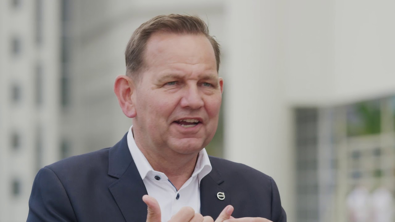 Volvo Trucks &ndash; Sustainable solutions &ndash; the future of the transport industry