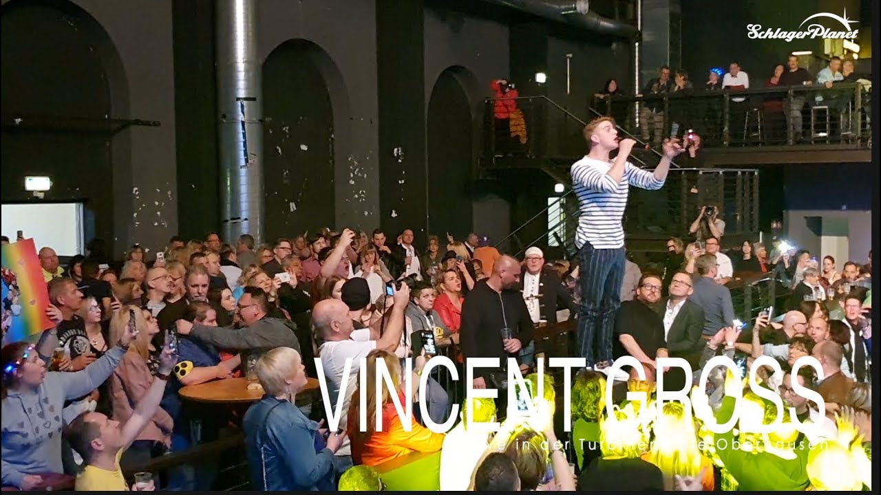 Vincent Gross : Bühnenshow mit Karate-Sprung!
