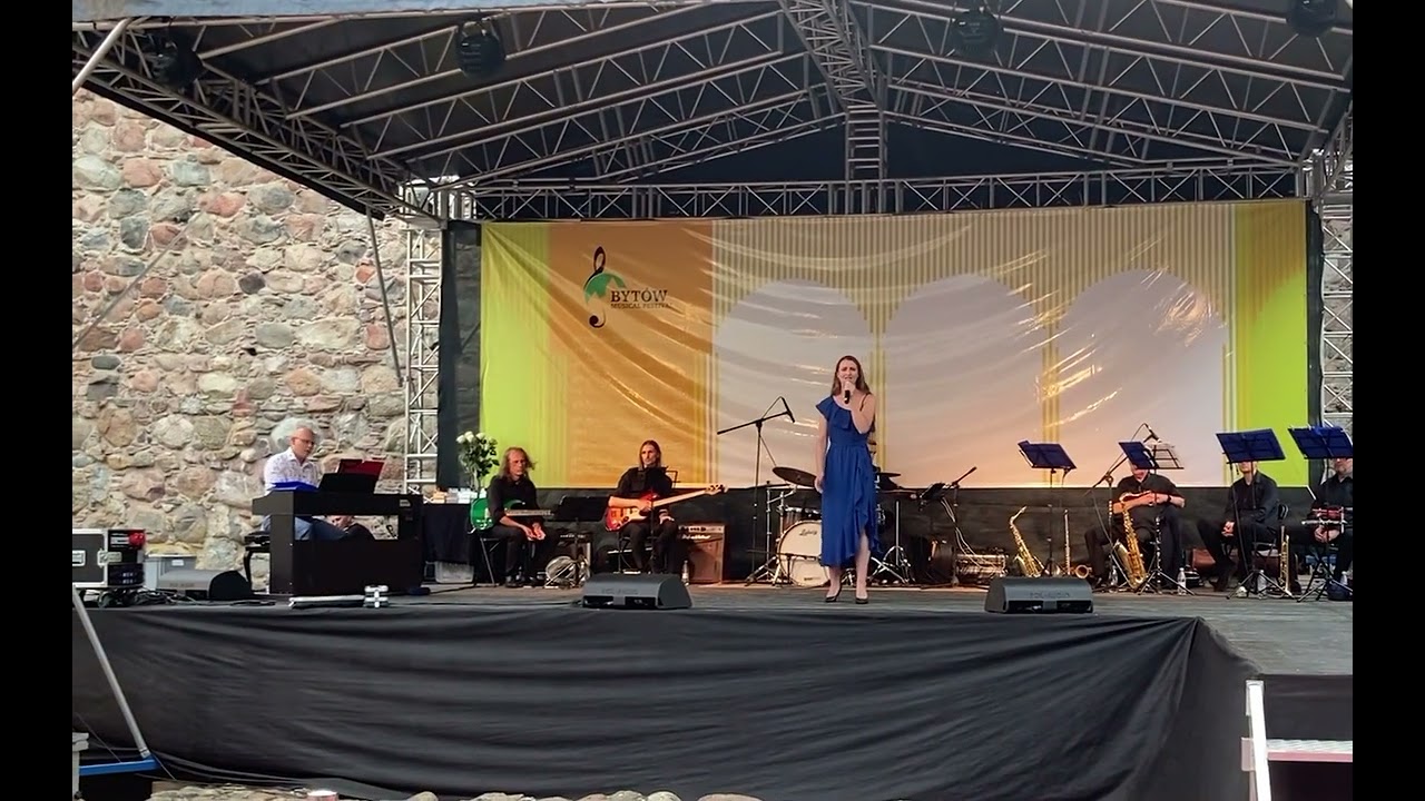 Maja Korbiel - „Gdy muzyka gra” z musicalu Doktor Żywago (cover)