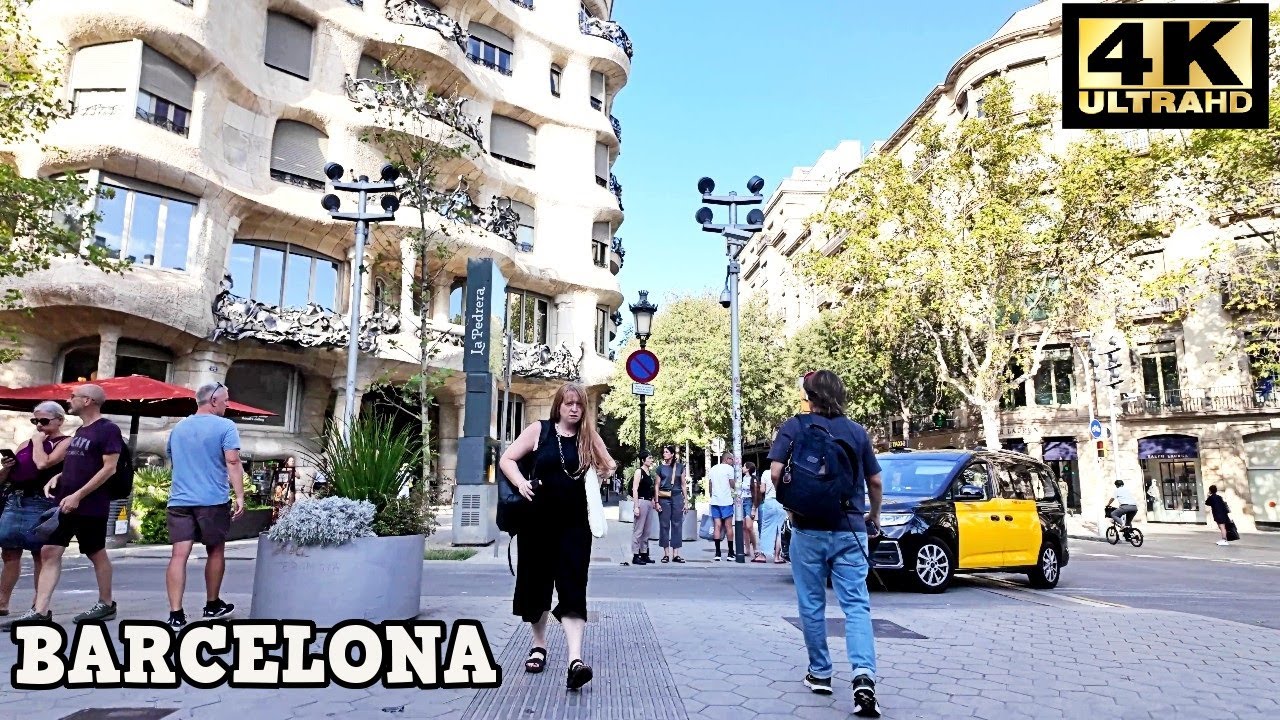 BARCELONA Street | Walking Tour Paseo de Gracia | October 2024 SPAIN [4K, 60ftps]