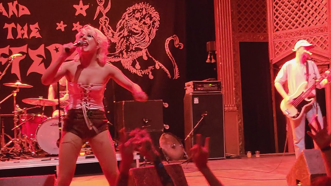 AMYL AND THE SNIFFERS - STARFIRE 500