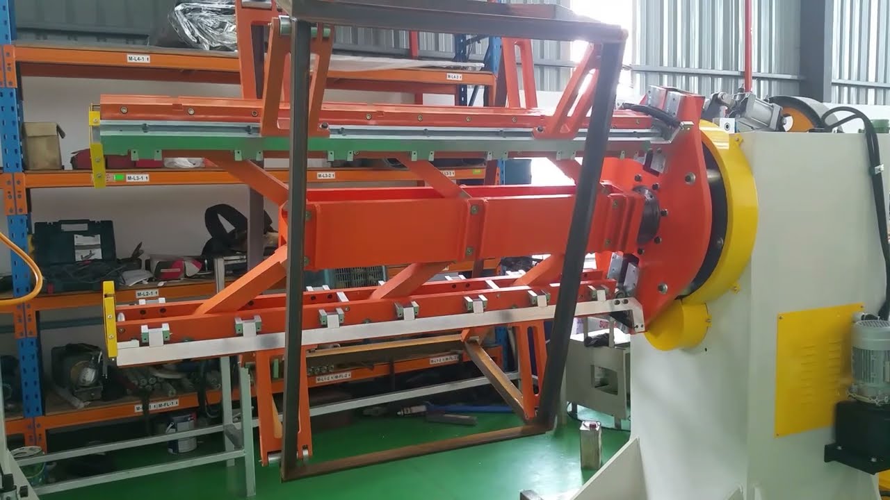 Manipulator for Assembly Transformer Tank Radiator