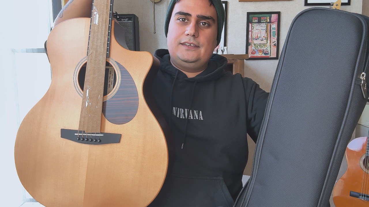 AKILLI AKUSTİK GİTAR DENEDİM
