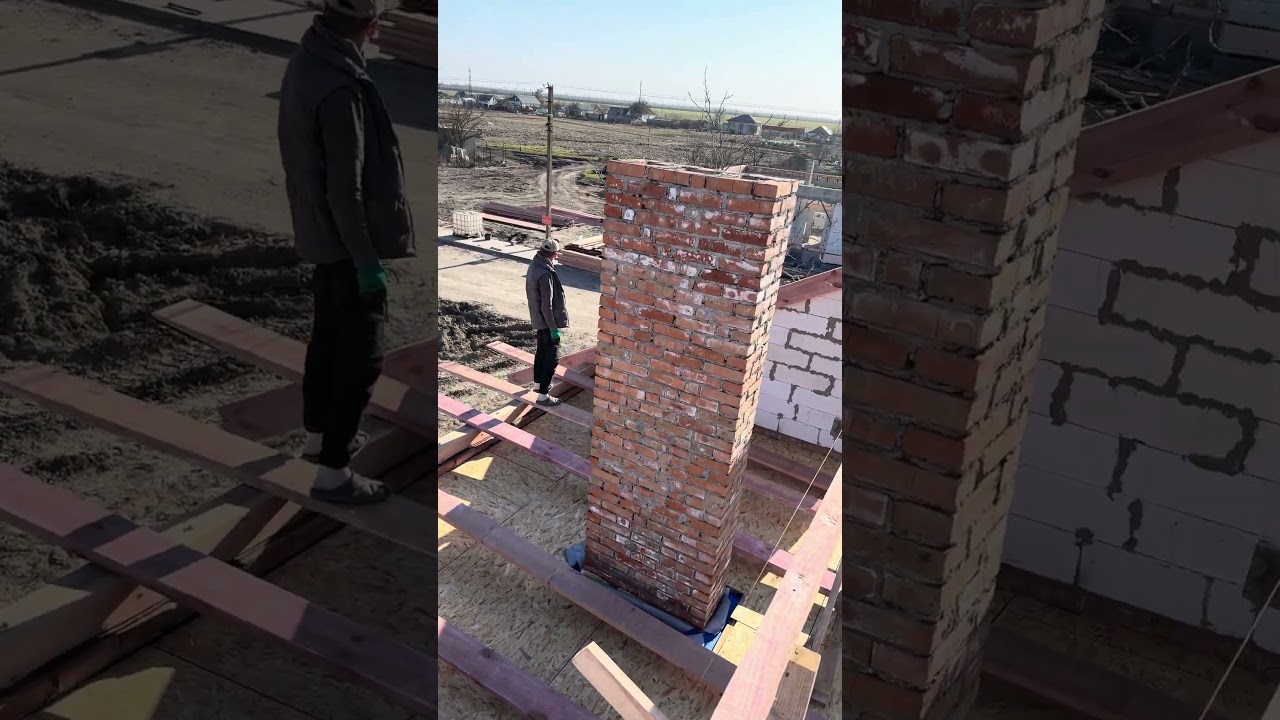 Монтаж крокв розпочався #reelsukraine #відбудова #дах #покрівля