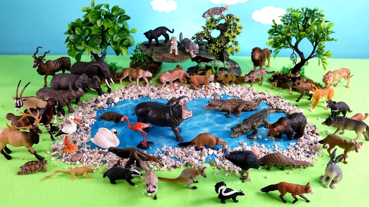 Fun Dioramas For Safari Animal Figurines - Endangered Animals