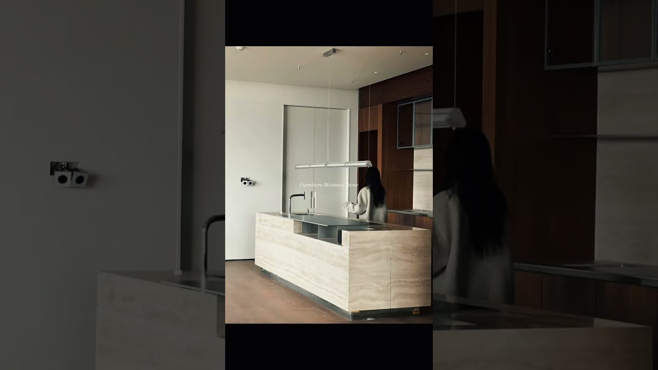 Natural Travertine Island #travertine #natural #island #interiordesign #homedesign