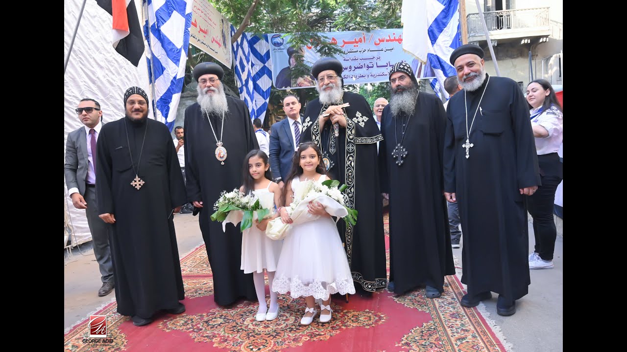 استقبال الكشافة للبابا تاوضروس لحظة دخولة كنيسة القيامة