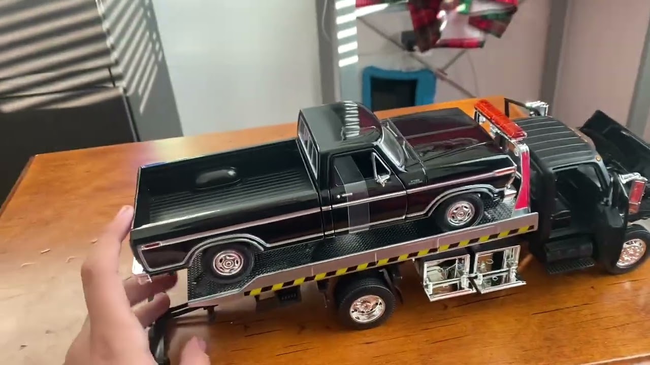 Jada Toys International 4400 Durastar Flatbed Truck 1/24. Episode 119 