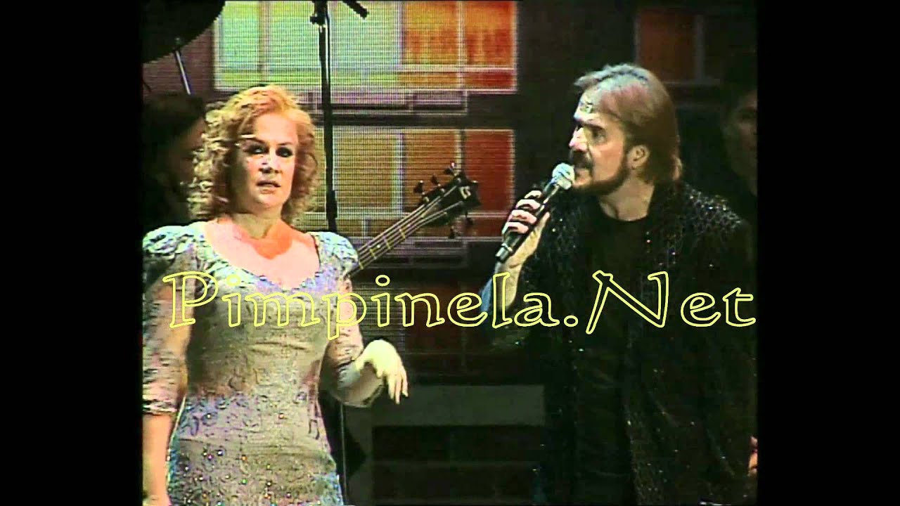 UNA ESTUPIDA MAS - PIMPINELA - Luna Park 12 de Mayo 2012