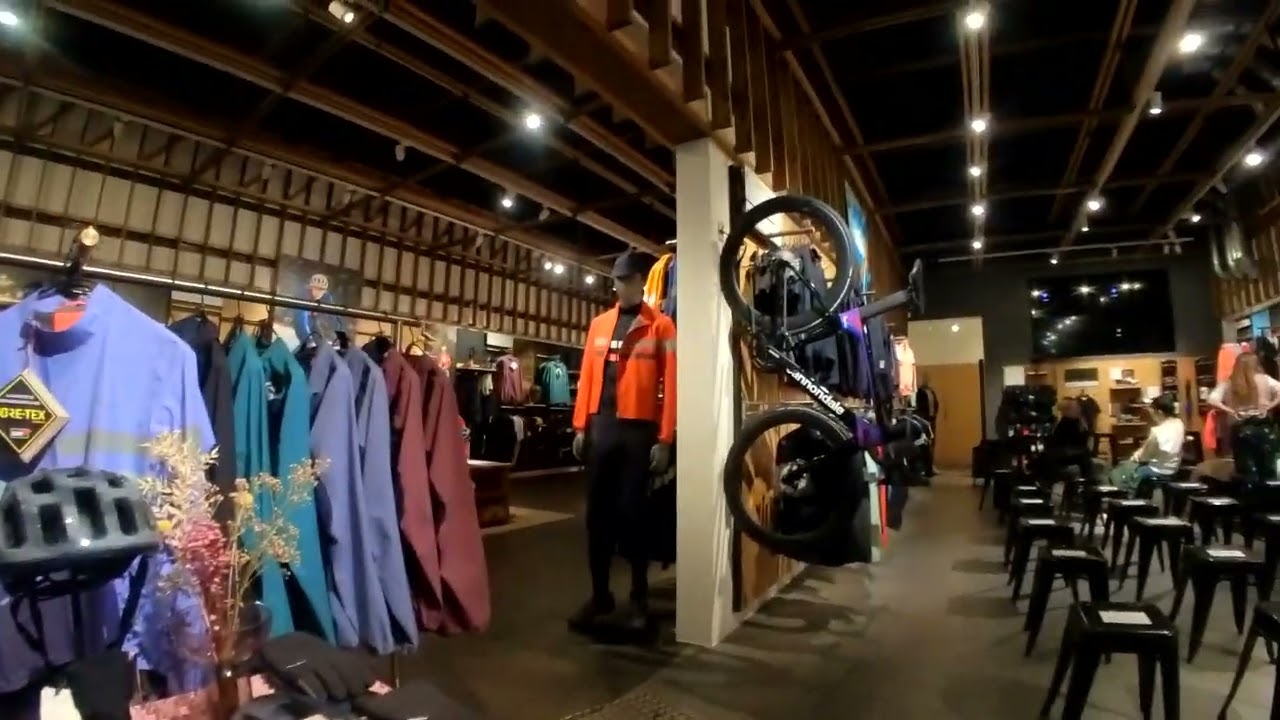 Inside Rapha Soho Clubhouse - OneMoreCity Apparel launch 02Nov2022