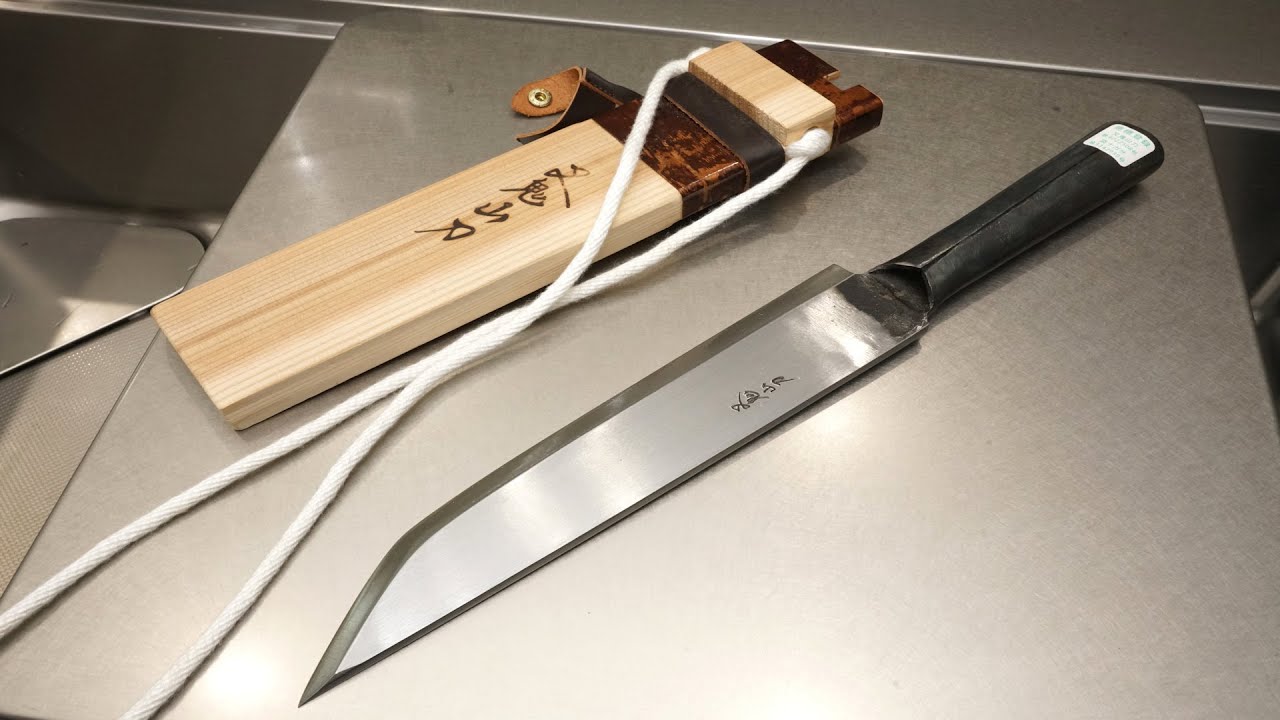 マタギが使う又鬼山刀（フクロナガサ）を研いだ切れ味とは！？