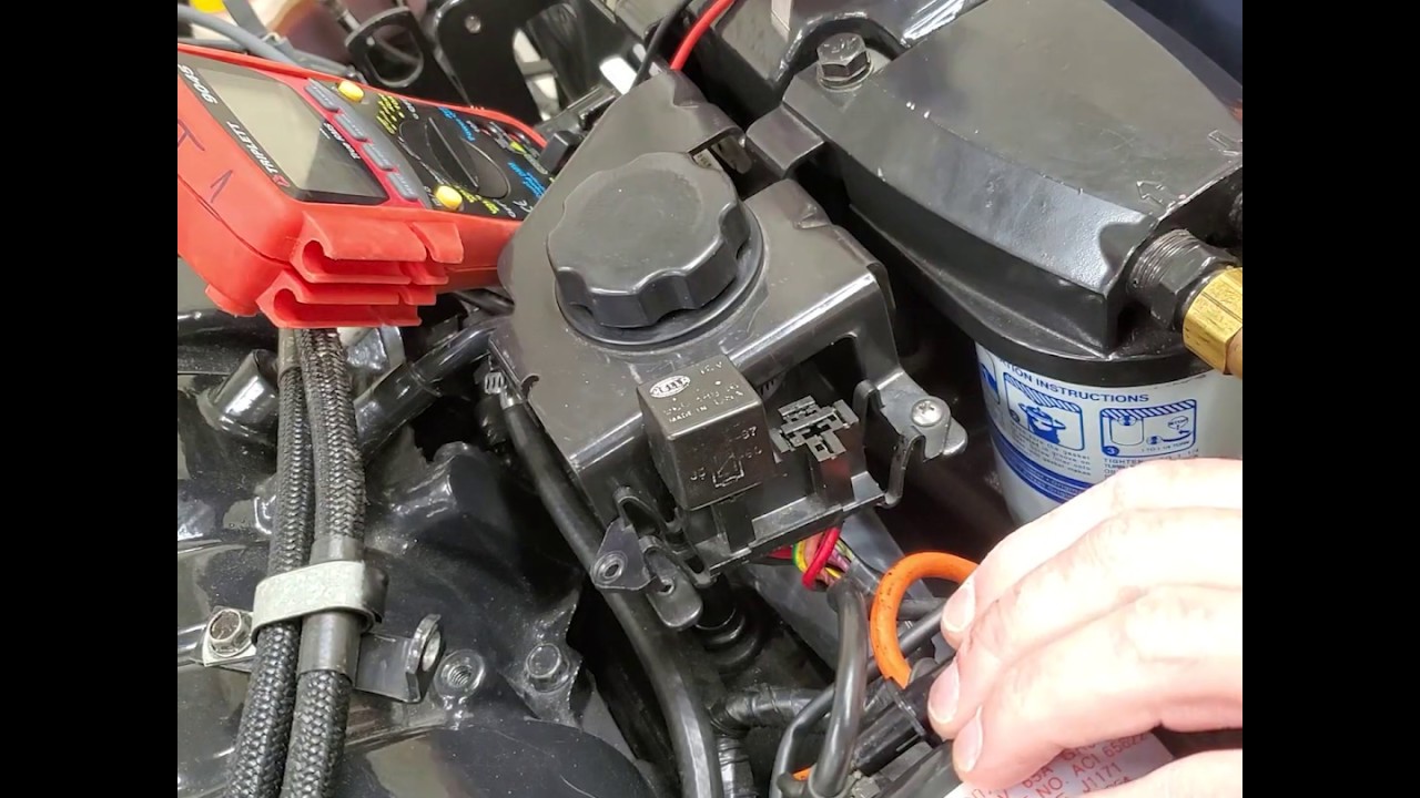 MerCruiser and Volvo Penta Testing MEFI fuel pump circuit at the Relay Socket