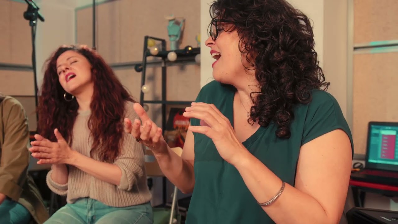LET PRAISES RISE acoustic - Live Choir BCN