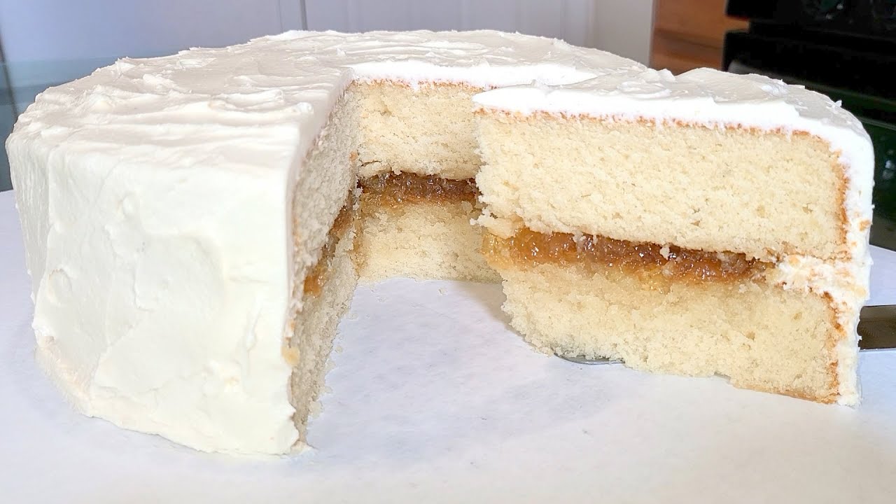 How to make White cake with Pineapple preserve filling