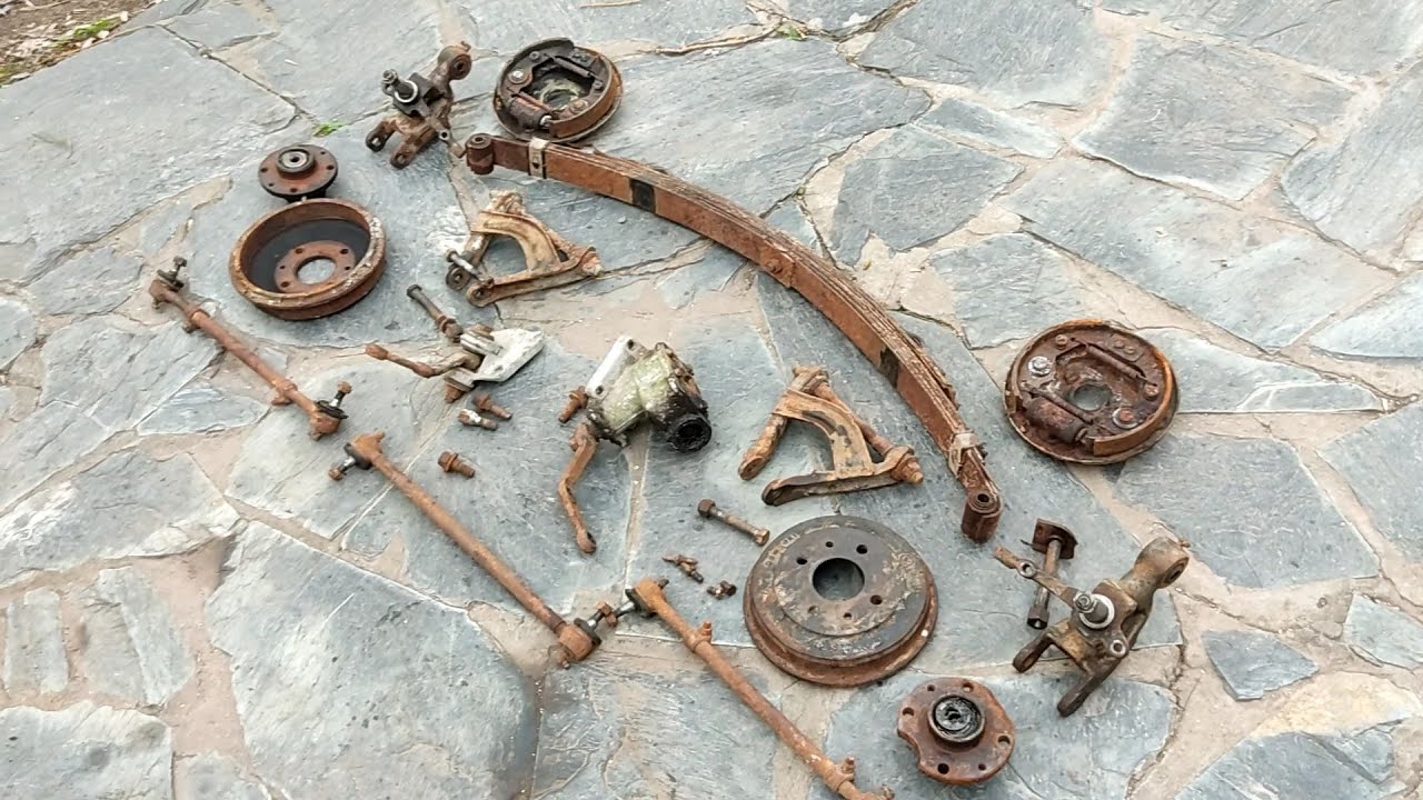Desarmando y reciclando. Tren delantero fiat600.