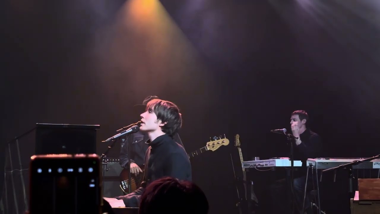 Everyone Adores you (at least I do) - Matt Maltese (Korea Seoul Musinsa Garage , 241108)