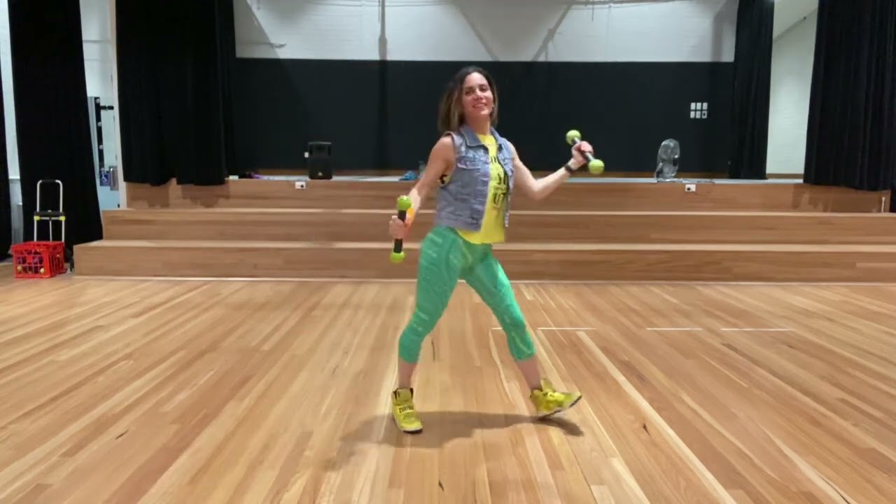 Zumba Toning Moves like jagger - Merengue remix