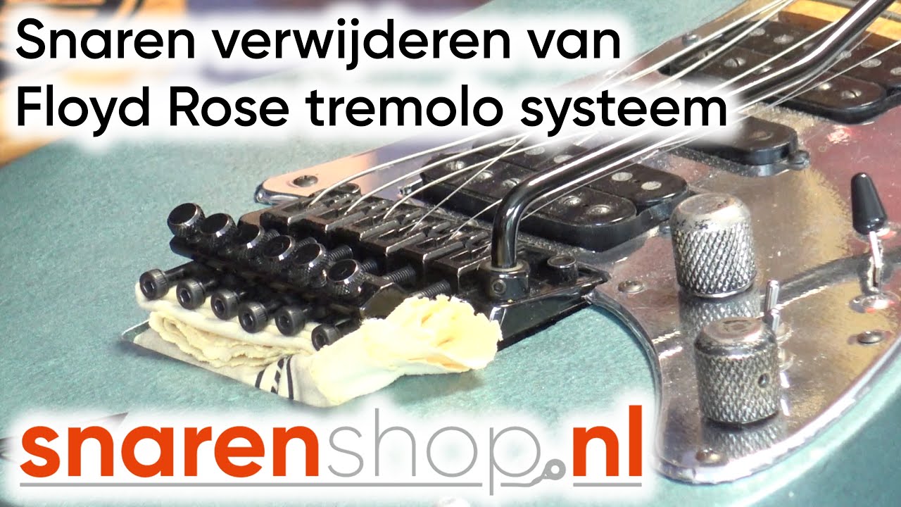 Snaren verwijderen van een elektrische gitaar met Floyd Rose tremolo