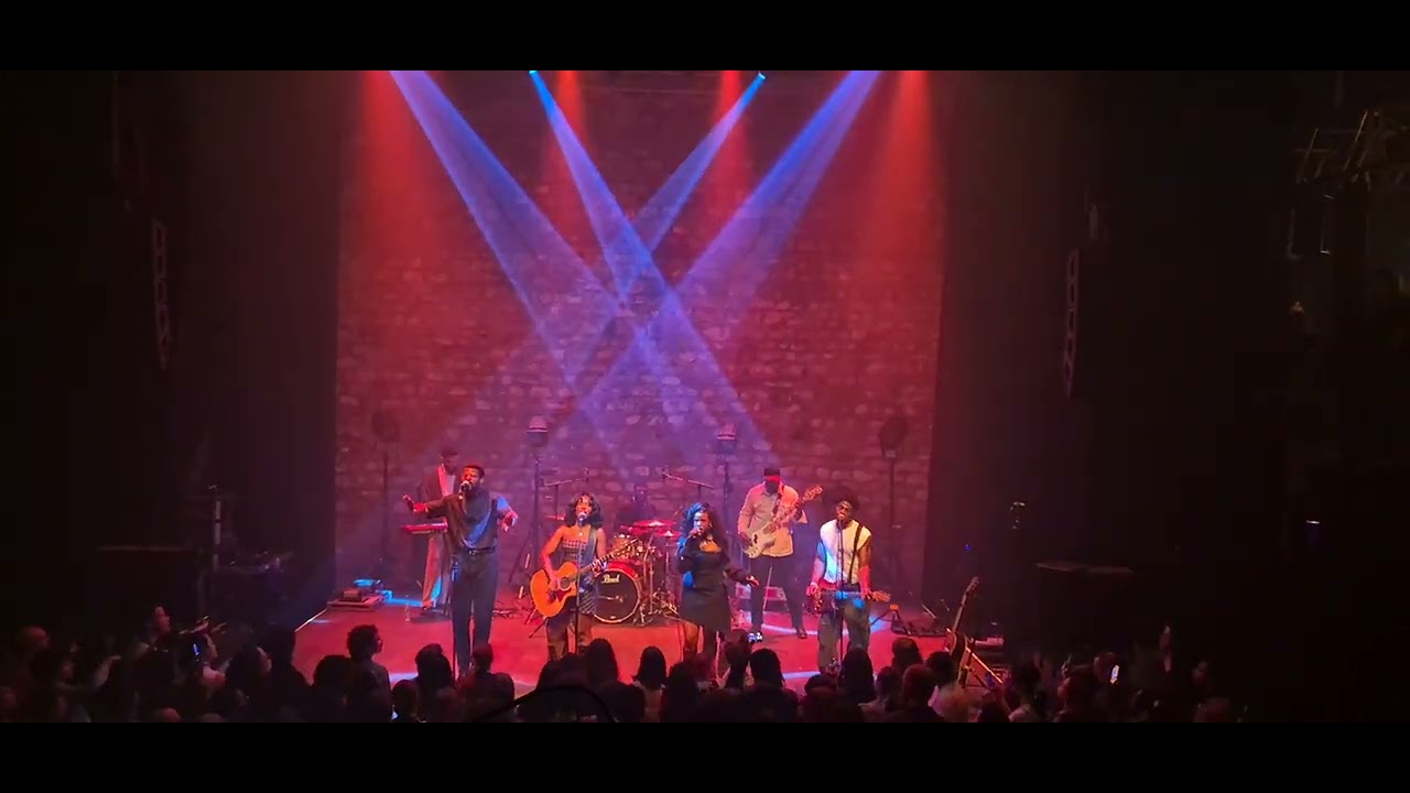 Infinity Song - Sinking Boat , Live in Paris 08/11/2024 (Café de la Danse) 