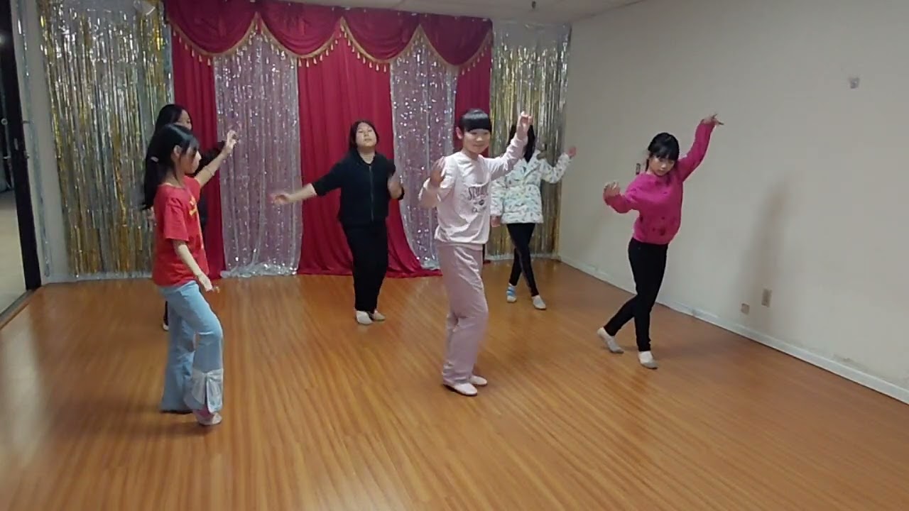 洁白哈达（屋伦嘎嘎自学舞蹈课堂）