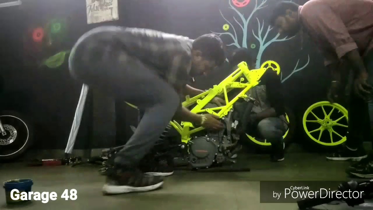 KTM RC 200 refitting after custom work