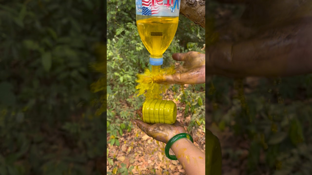 Survival skills:Mom Shows How to Make Small Soap and Water #outdoors #camping #survival #bushcraft