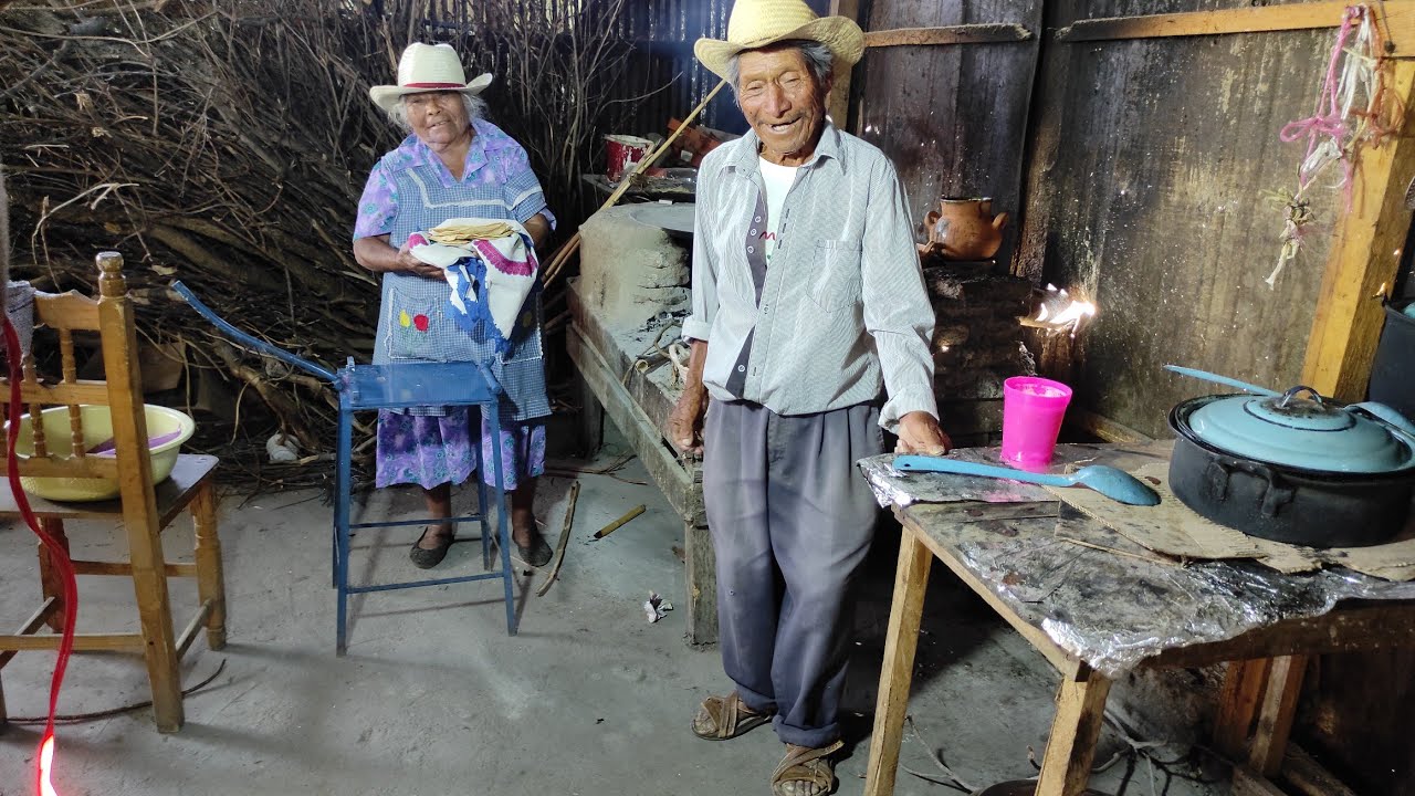 Pásenle a mi residencia! 🤠 | Tío Pastor y Tía Cira.
