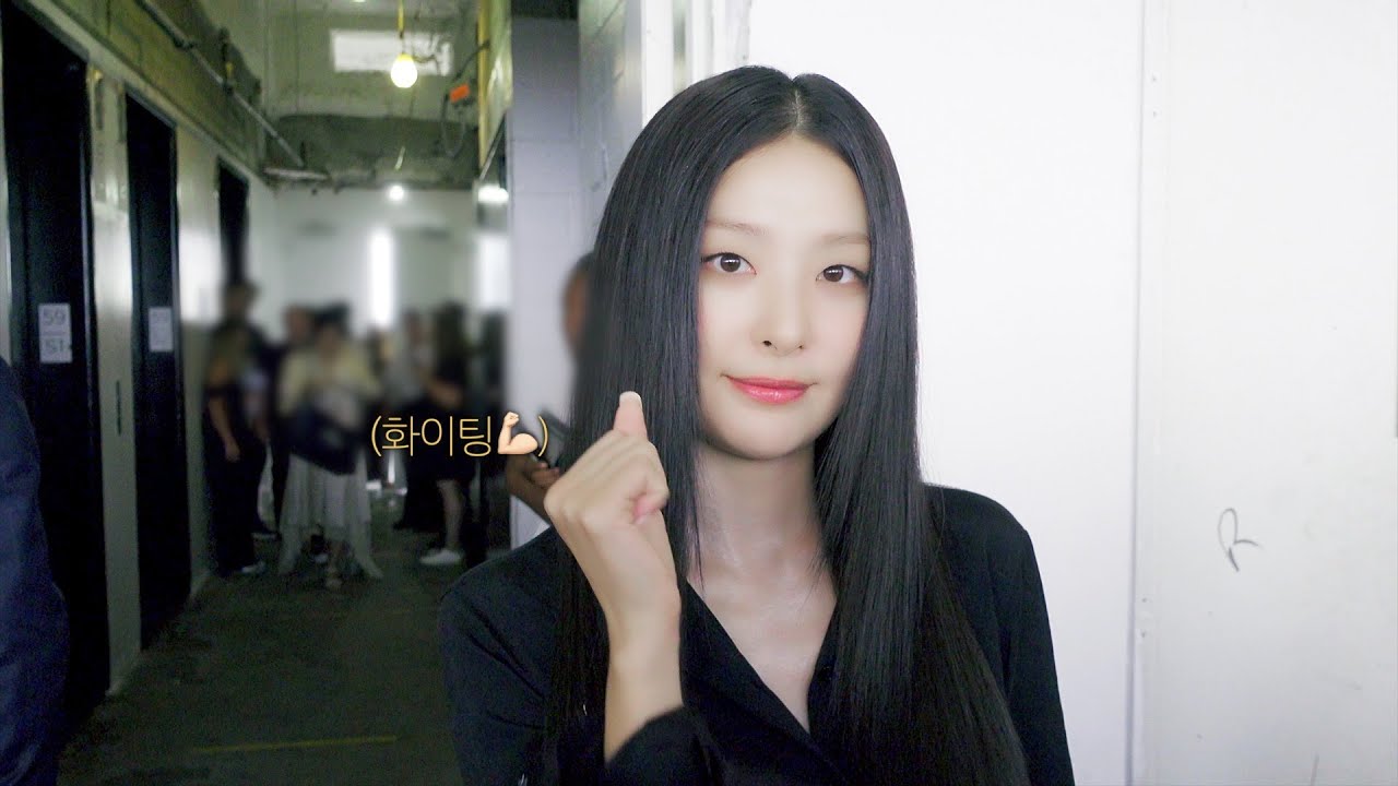 SEULGI’s NEW YORK VLOG #2 | Peter Do SS23 Runway Show, Brooklyn Bridge, Shopping Haul