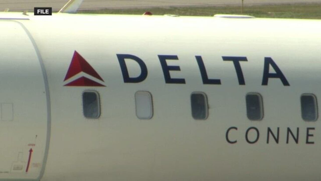 Flights resume after U.S. strikes Venezuela