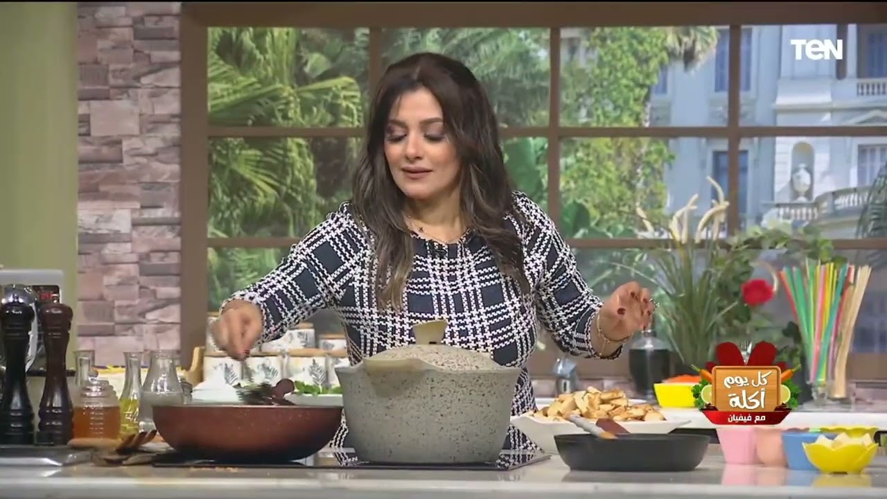 شتا يعني عدس.. طريقة عمل شوربة وفتة العدس مع الشيف فيفيان فريد