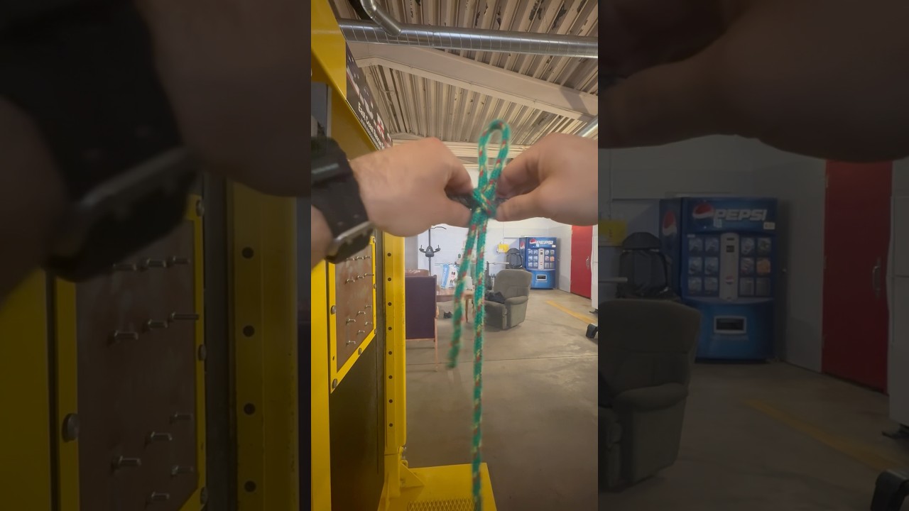 How to tie a Clove Hitch. 🪢 #knot #clovehitch #knotskill #rope #ropeknots #firefighter #tutorial