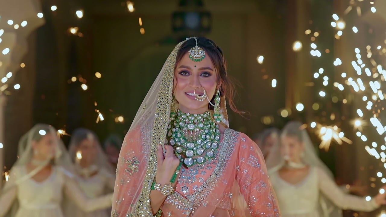 Celebrated wedding photographer RAJA JAIN reveals the might of EOS R3 full-frame mirrorless camera