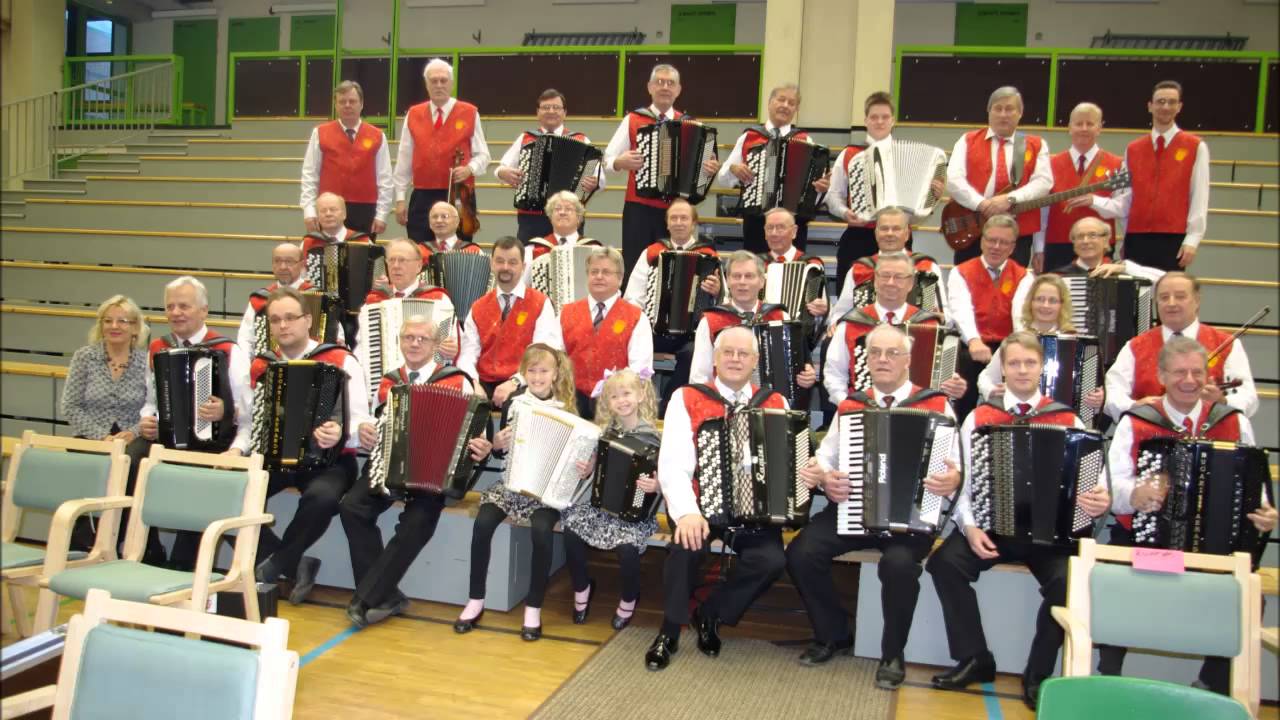 Hollolan Harmonikat - Varisevat Lehdet