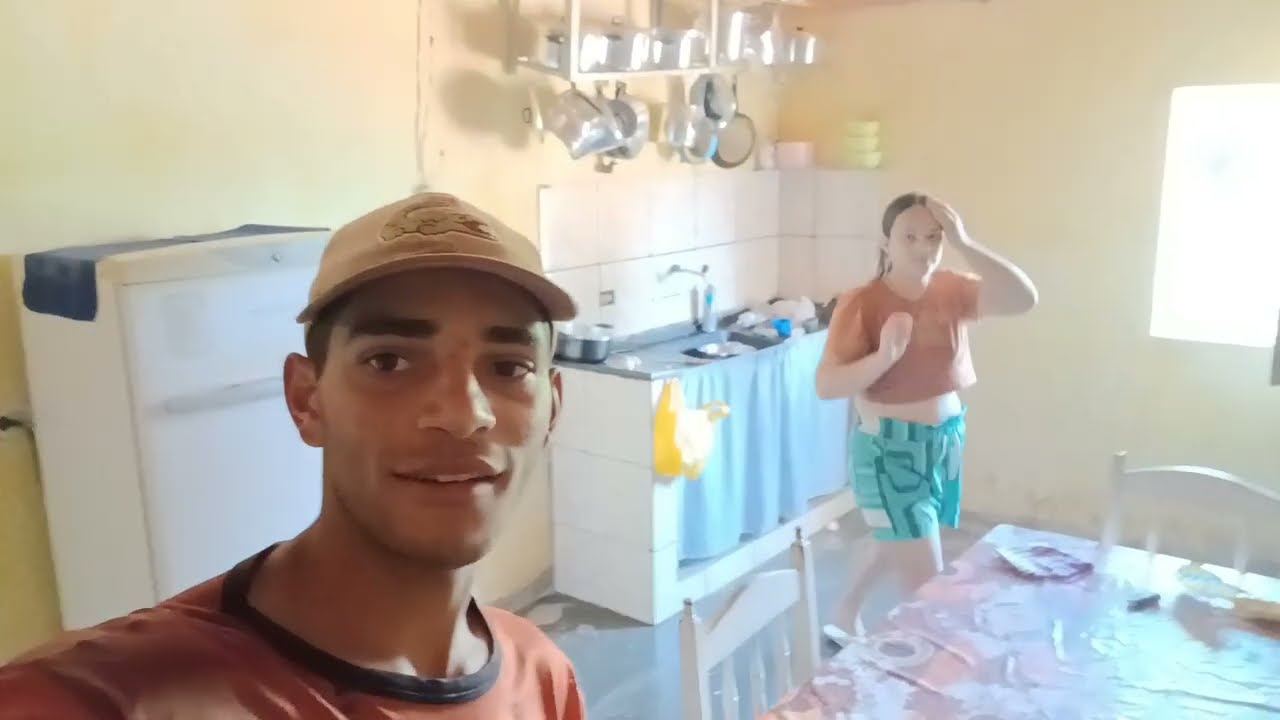 Joicinha dando uma geral + levei jaca pra geane ir Marcelino colatino + explicando sobre u poço🙌🙌