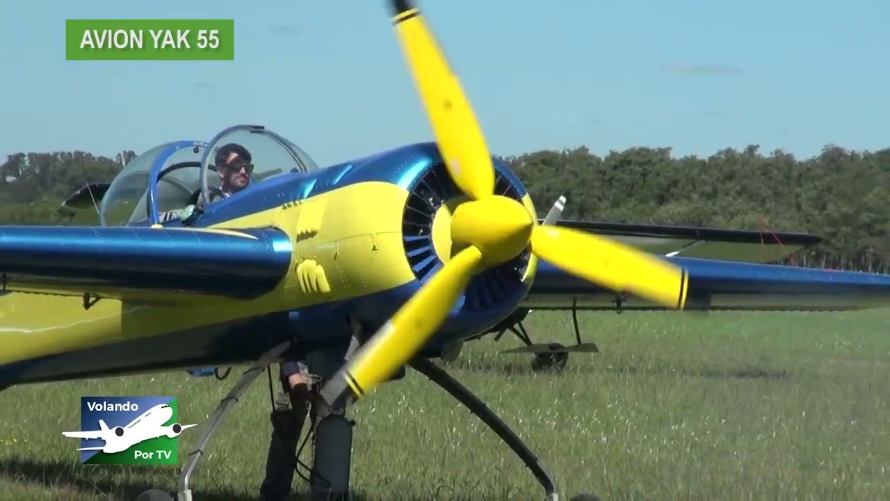 VOLANDO POR TV - AVION YAK 55 M. ACRO.