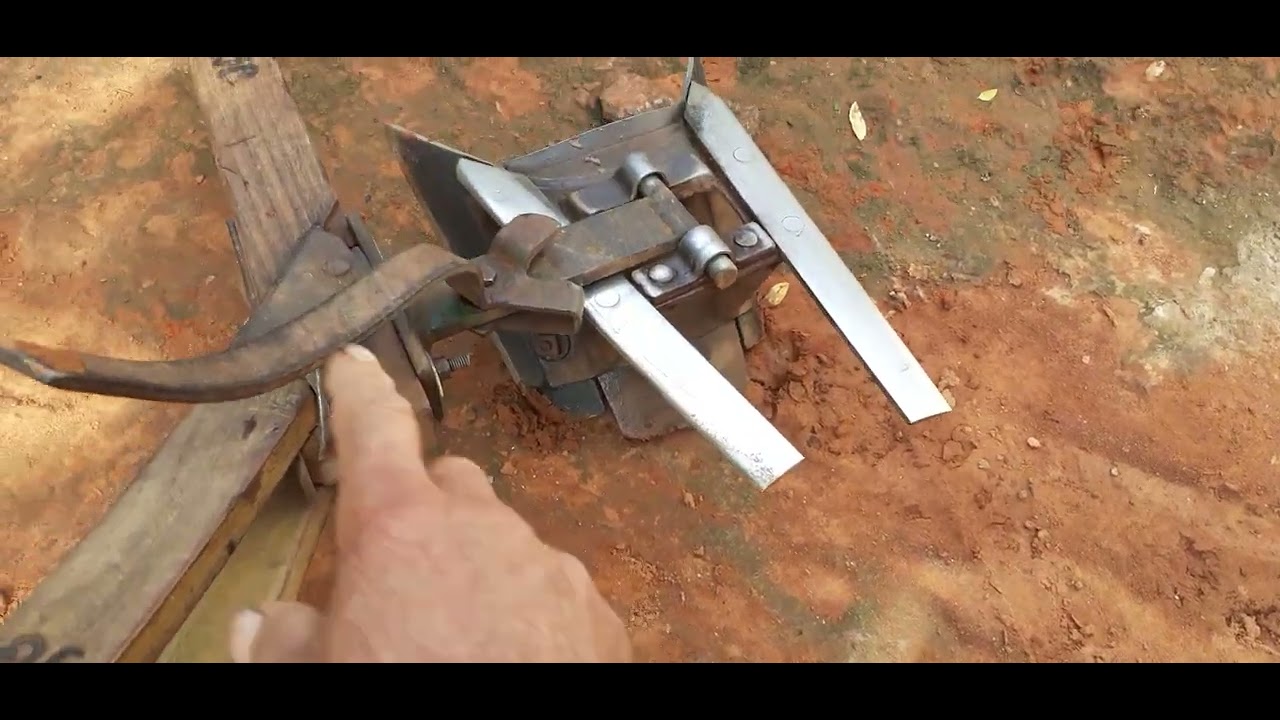 mostrando as pessas do arado