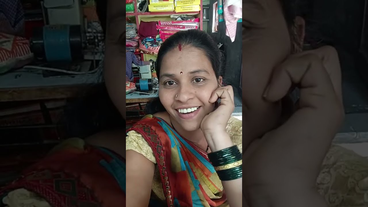 बघा माझ्या स्टुडन्ट कसा ब्लाऊज शिवला आणि बाहीला डिझाईन पण खूप छान शिवली 👀