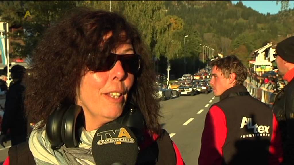 Tollkühne Männer in ihren rasenden Kisten: Bad Hindelang im Zeichen des Jochpass Memorial