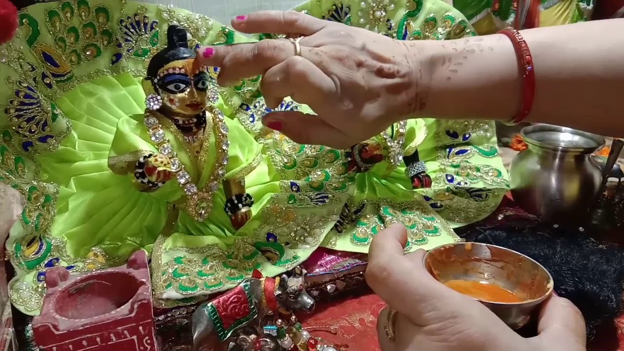 Mere laddu gopal ki morning routine 🙏