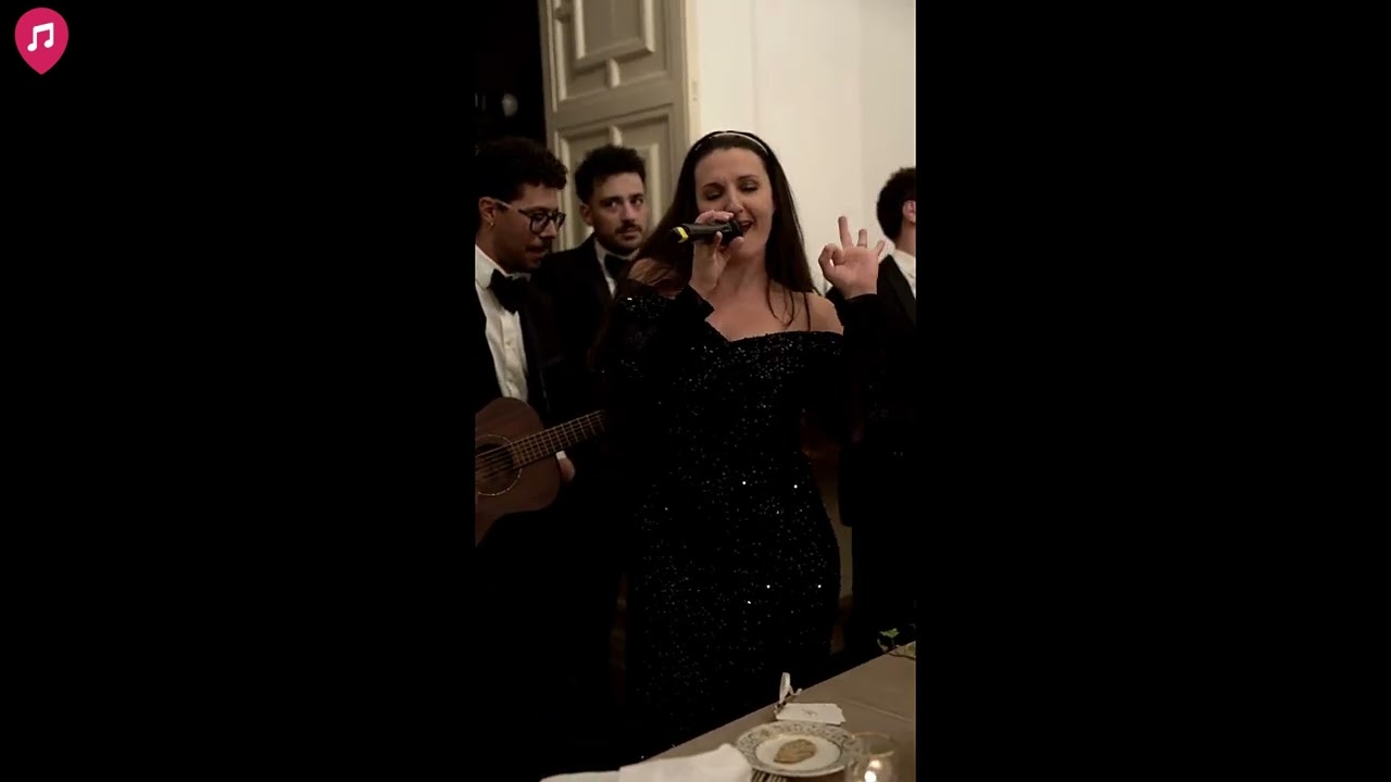 Wedding Dinner Entertainment - When in Rome