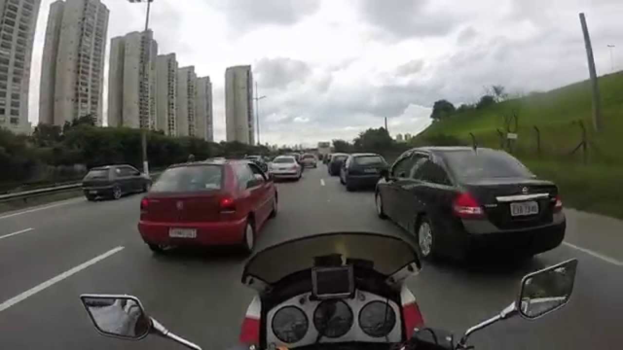 7 GALO HOLLYWOOD DESFILANDO IMIGRANTES PASCOA 2015 WALTERMOTO 7GALO