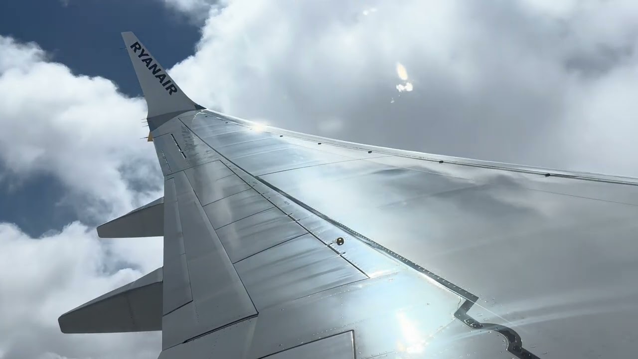 Ryanair 737 MAX 8-200 Takeoff from Bristol