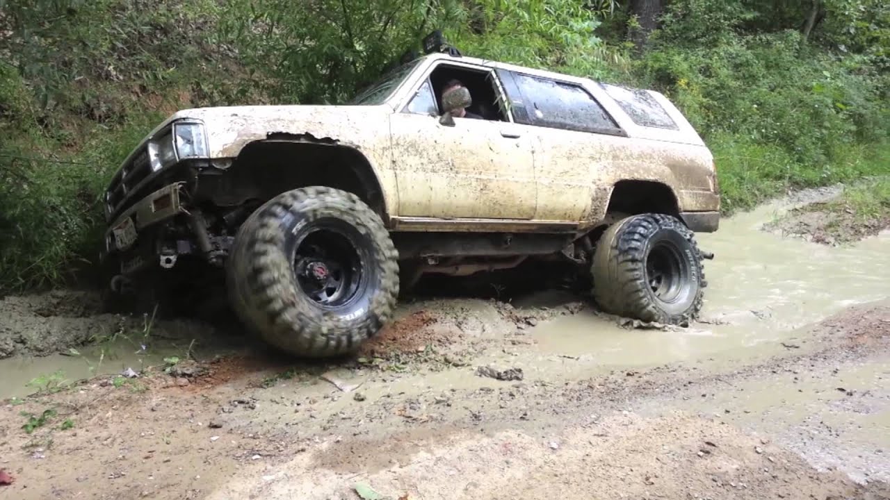 jeep vs toyota mud