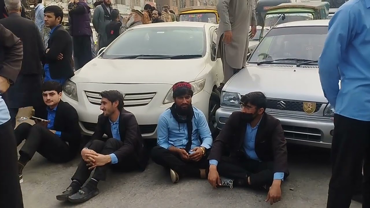 #peshawar #powershortage #pesco #gct #gctflive #kashifaziz #kohatroad #news #kpk 