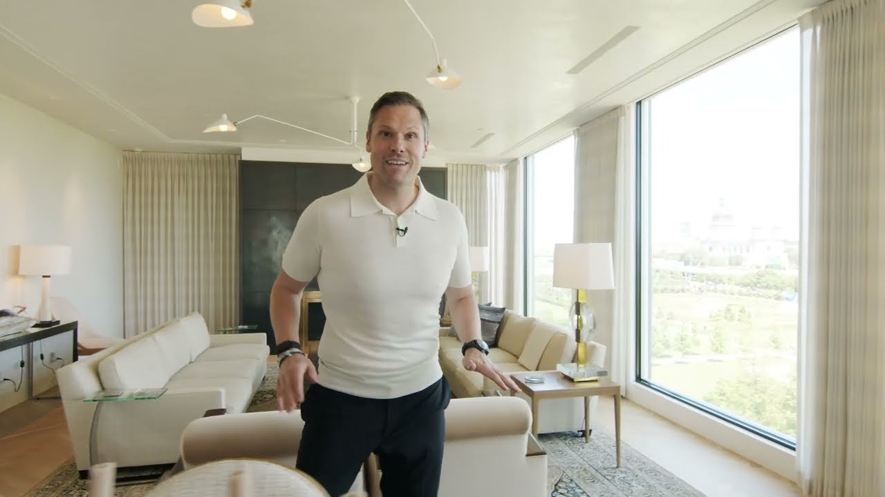 Tour a $3,400,000 Condo Overlooking the Minneapolis Sculpture Garden
