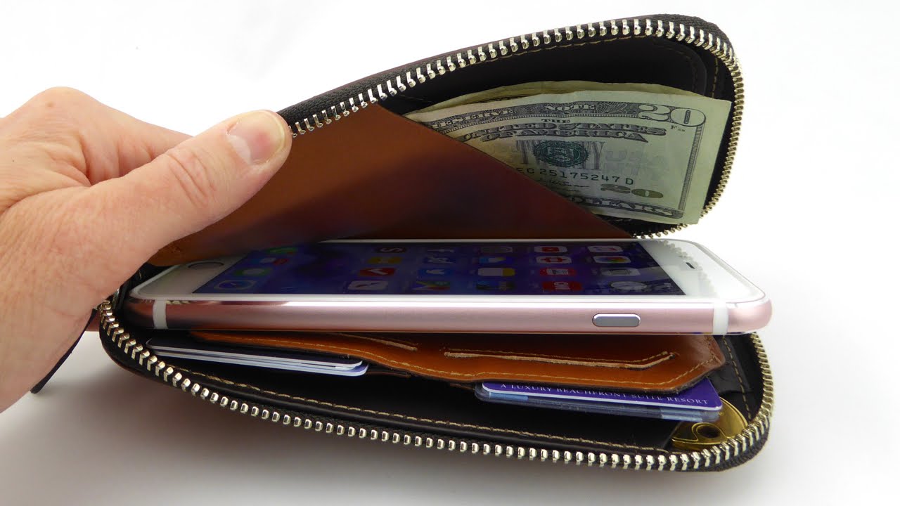 Bellroy Phone Pocket Plus: A Luxurious Leather Zip Wallet that Fits Your 6s Plus!