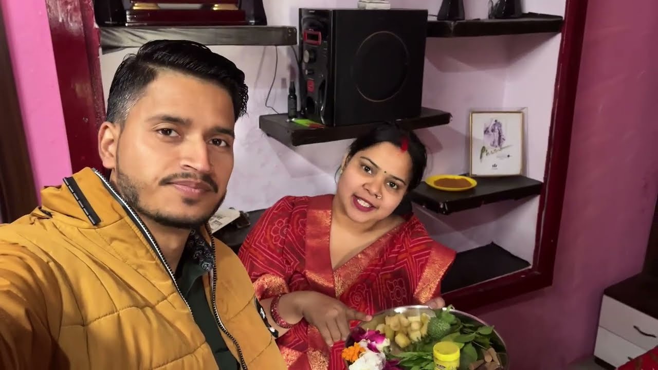 महाशिवरात्रि को मंदिर गए हम दोनों 🙏🏻🙏🏻